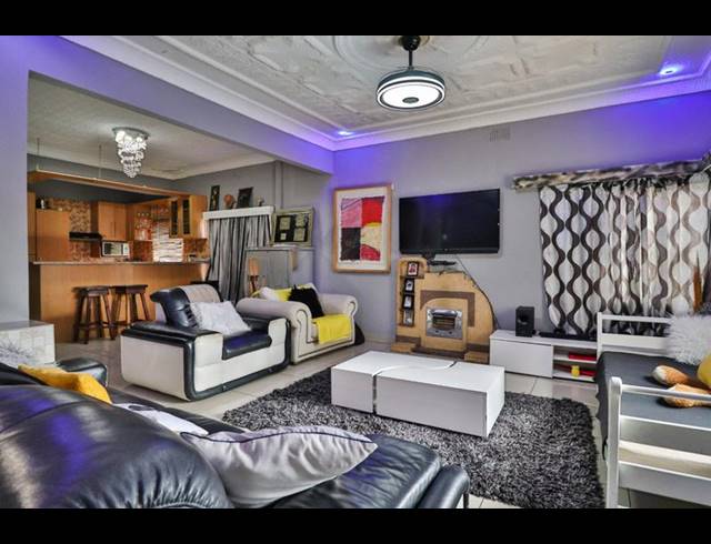 4 BEDROOM HOUSE FOR SALE IN MALVERN